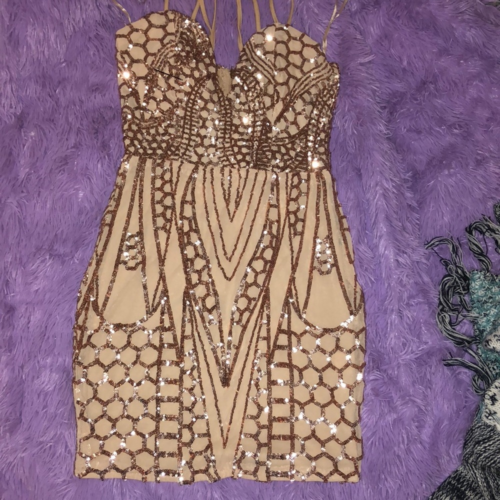 “rose gold , Beauty and The Beads”